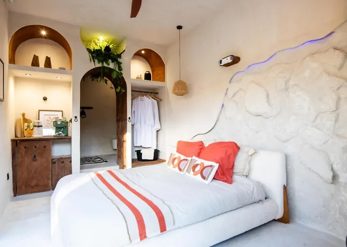Casa *